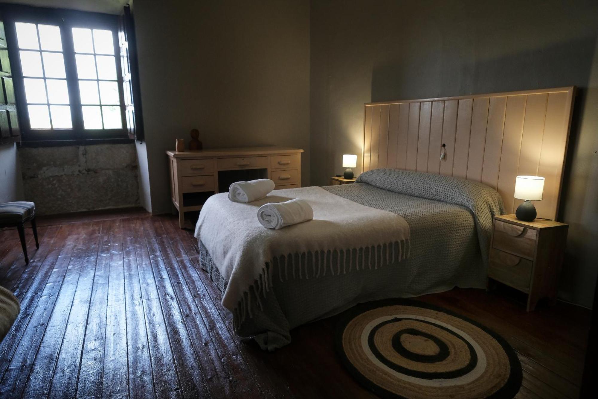 Casa Rural Palacio Conde De Aldana Con Piscina Entre Encinares Y Dehesas Terradillos エクステリア 写真