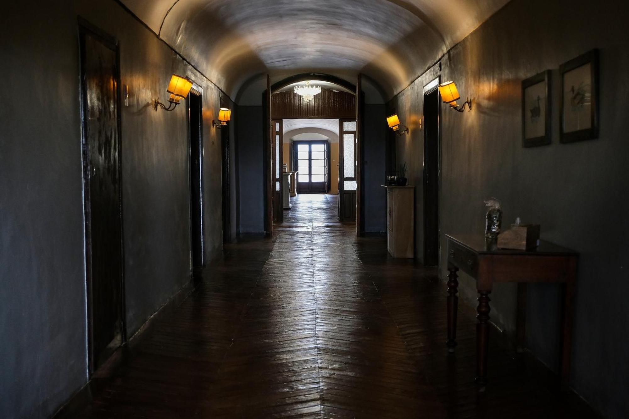 Casa Rural Palacio Conde De Aldana Con Piscina Entre Encinares Y Dehesas Terradillos エクステリア 写真